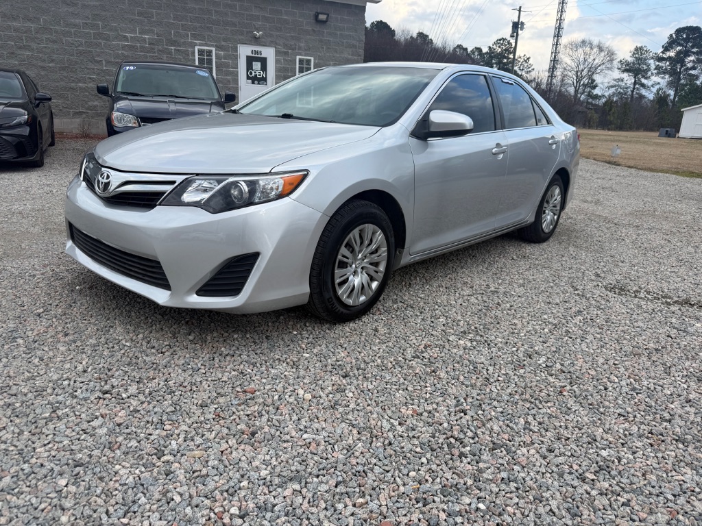 2012 Toyota Camry LE