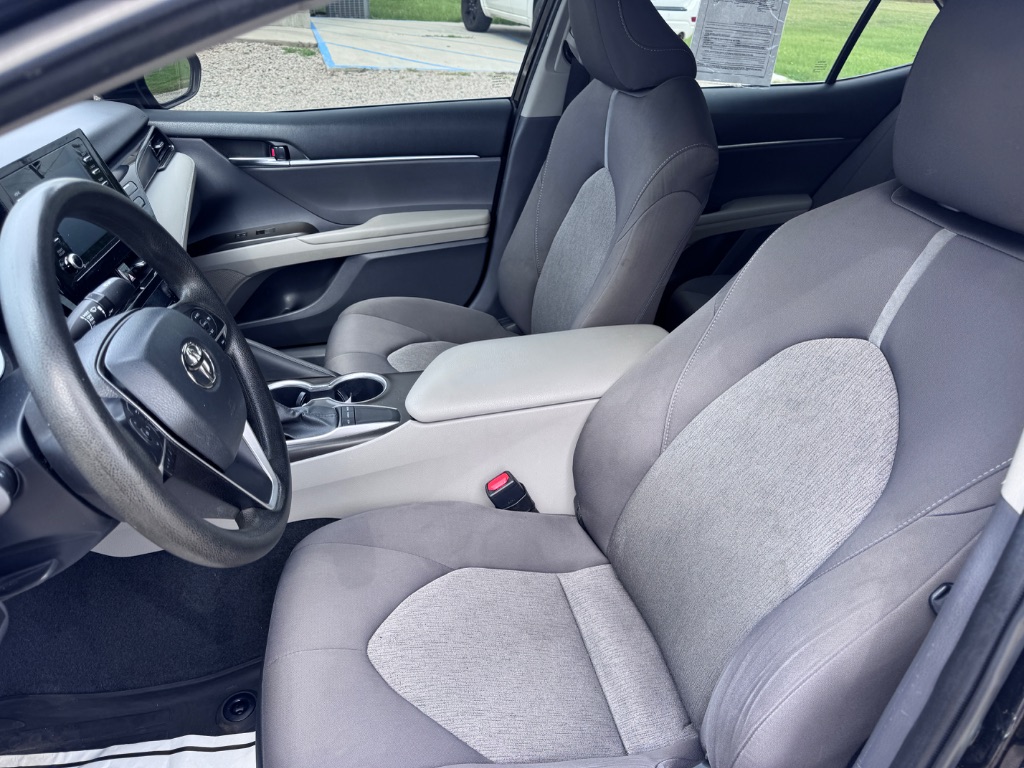 2023 Toyota Camry LE - Photo 12