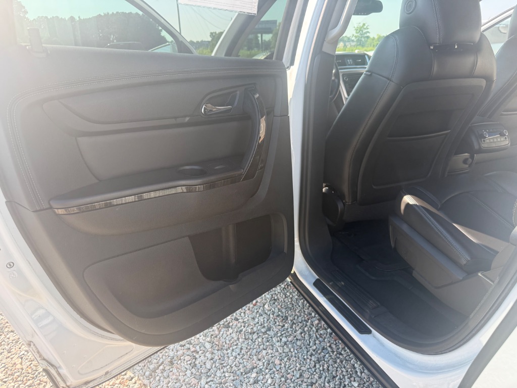 2016 GMC Acadia SLT-1 - Photo 17